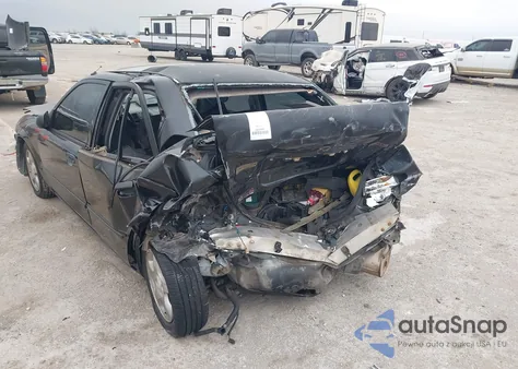 2000 Mazda Protege Es z USA, uszkodzony, nr VIN JM1BJ221XY0207045